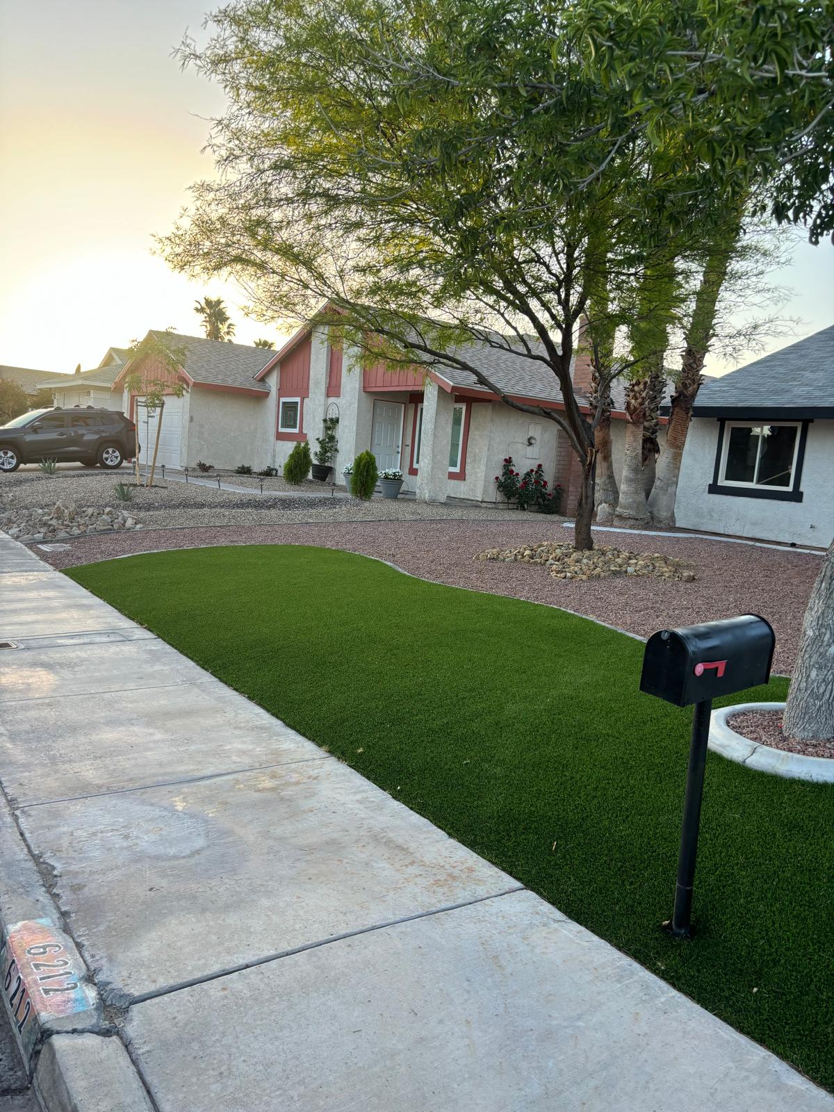 Putting green with artificial grass